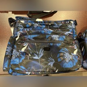 Lug shimmy. New with tag. Botanical black